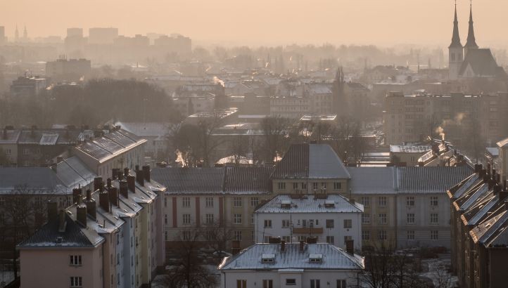 The UK saw approximately 37,800 deaths from air pollution in 2013
